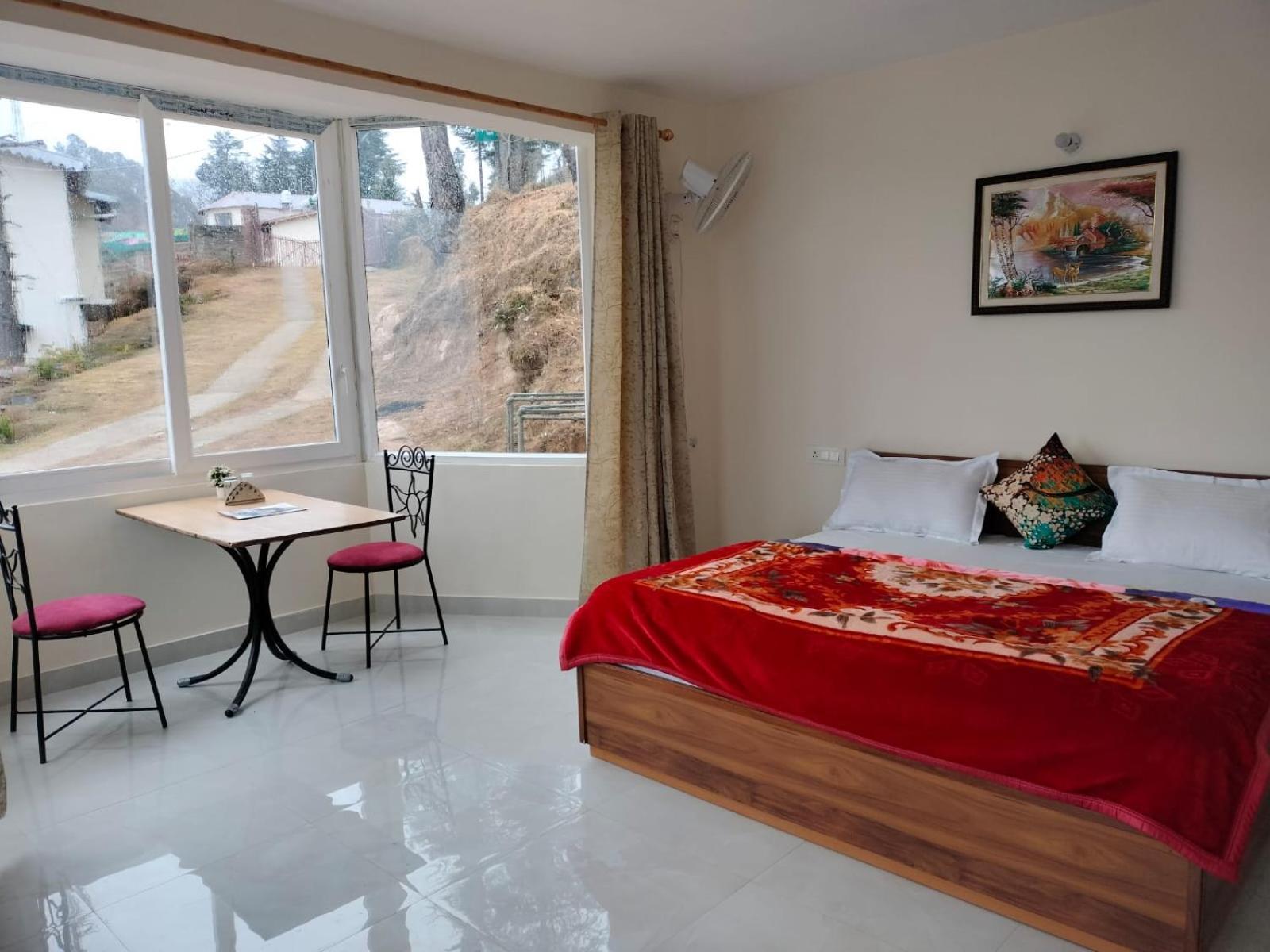 Elphinstone Inn Almora Eksteriør billede