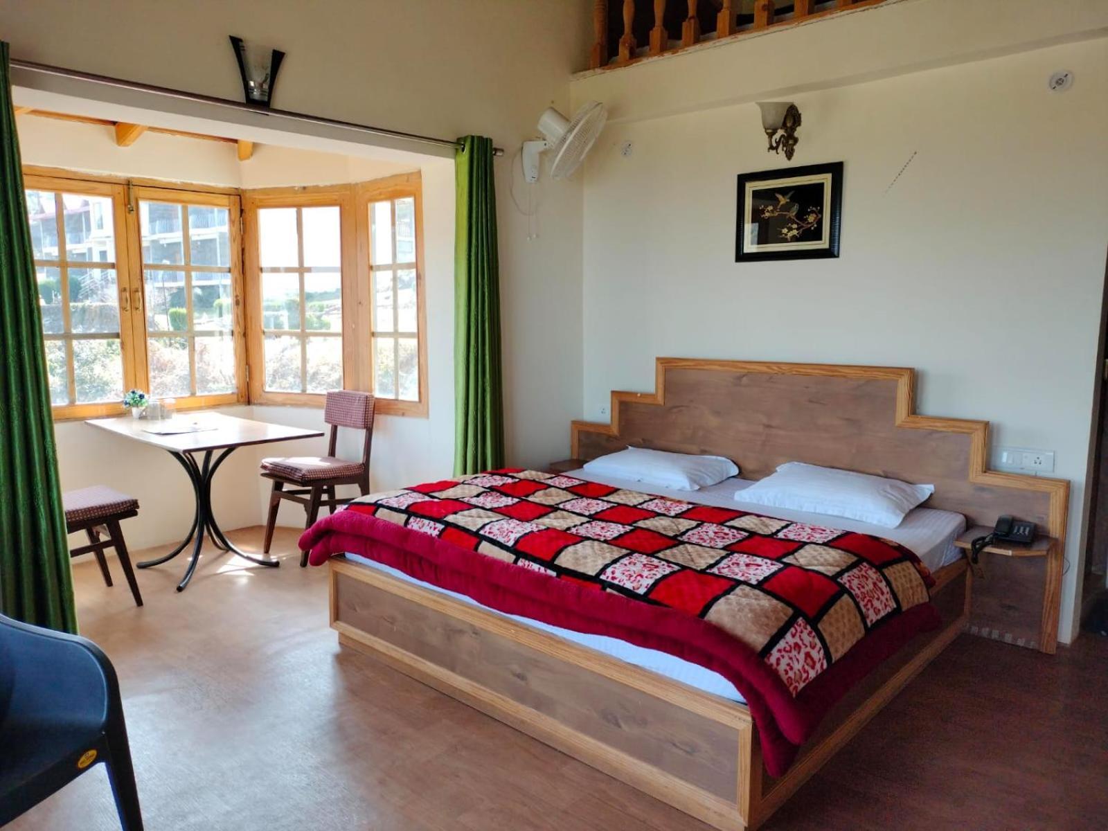 Elphinstone Inn Almora Eksteriør billede