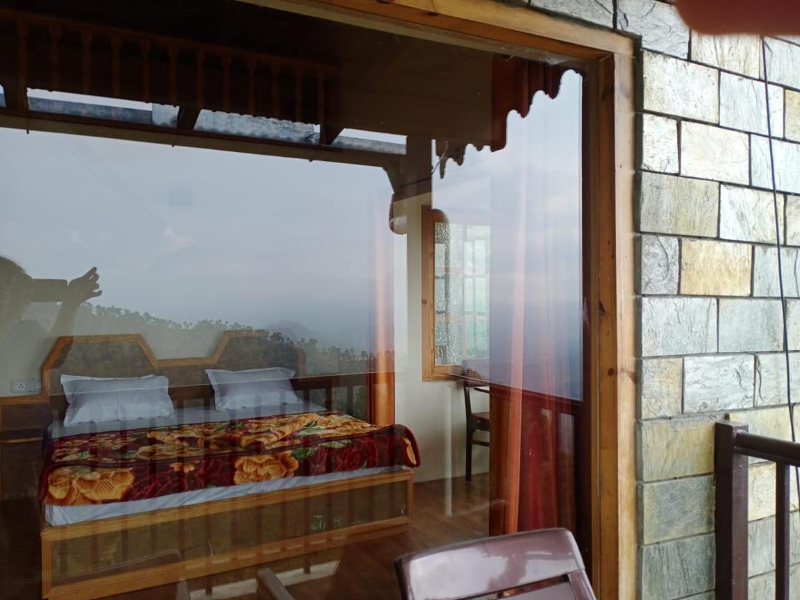 Elphinstone Inn Almora Eksteriør billede